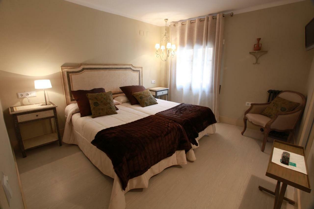 Hotel Poldo La Guingueta D'Aneu 外观 照片